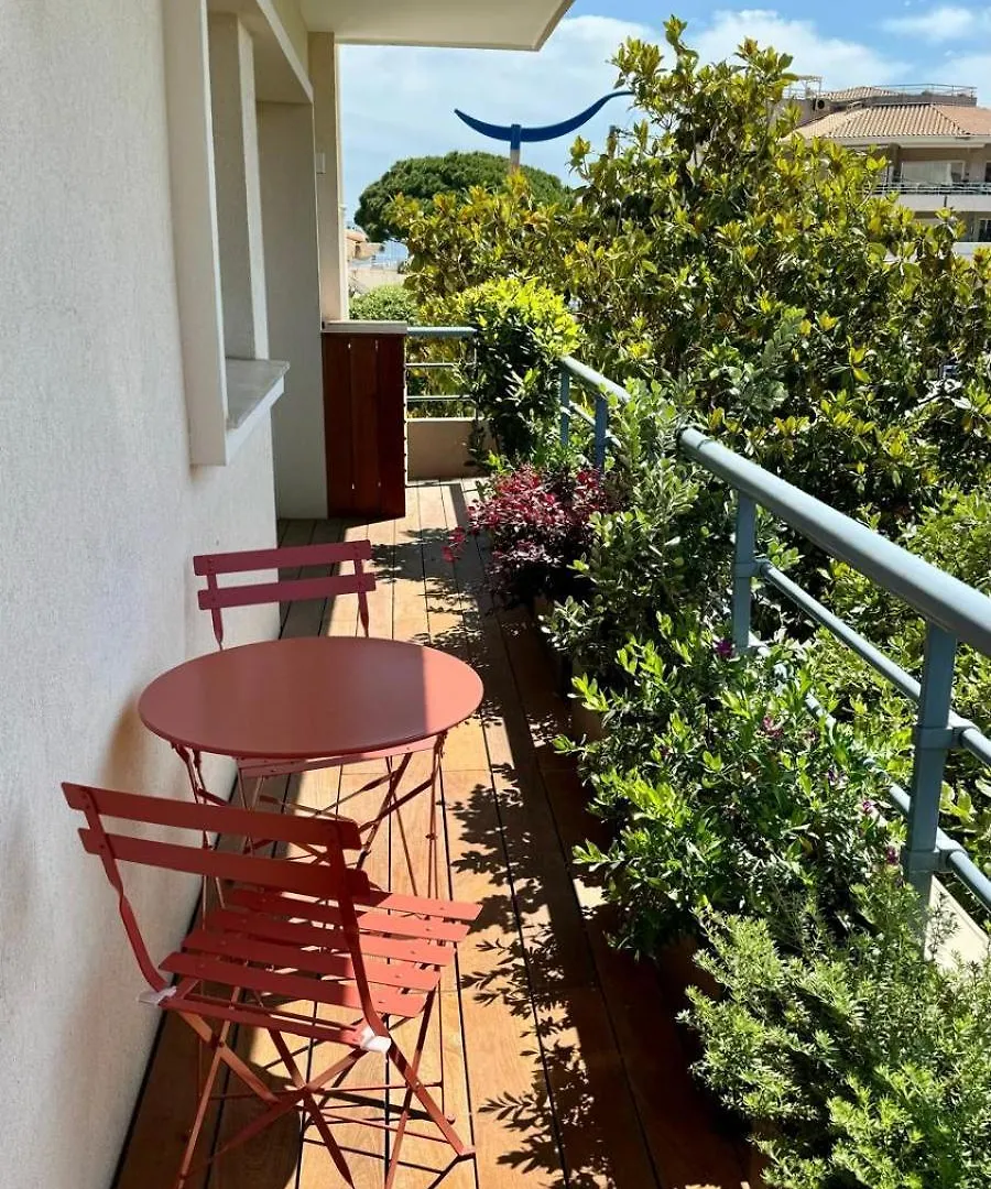 Cavalaire Plein Centre, Appartement De 70M2 A 2Mn De La Plage - Garage Privee -Terrasse Lejlighed Cavalaire-sur-Mer